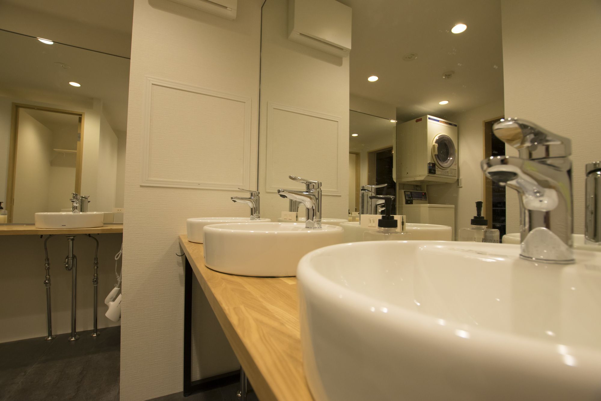 Hiromas Hostel In Akihabara Tokyo Dış mekan fotoğraf